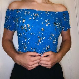 Topshop blue floral top 🦋💙